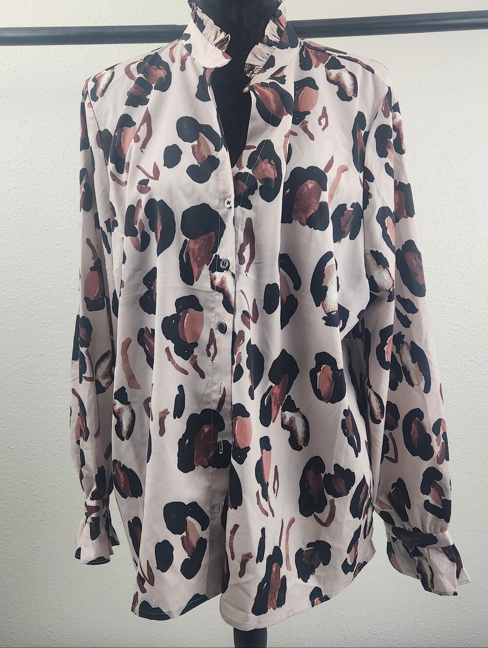 Eloquii Abstract Leopard-Print Ruffle Collar Button-Down